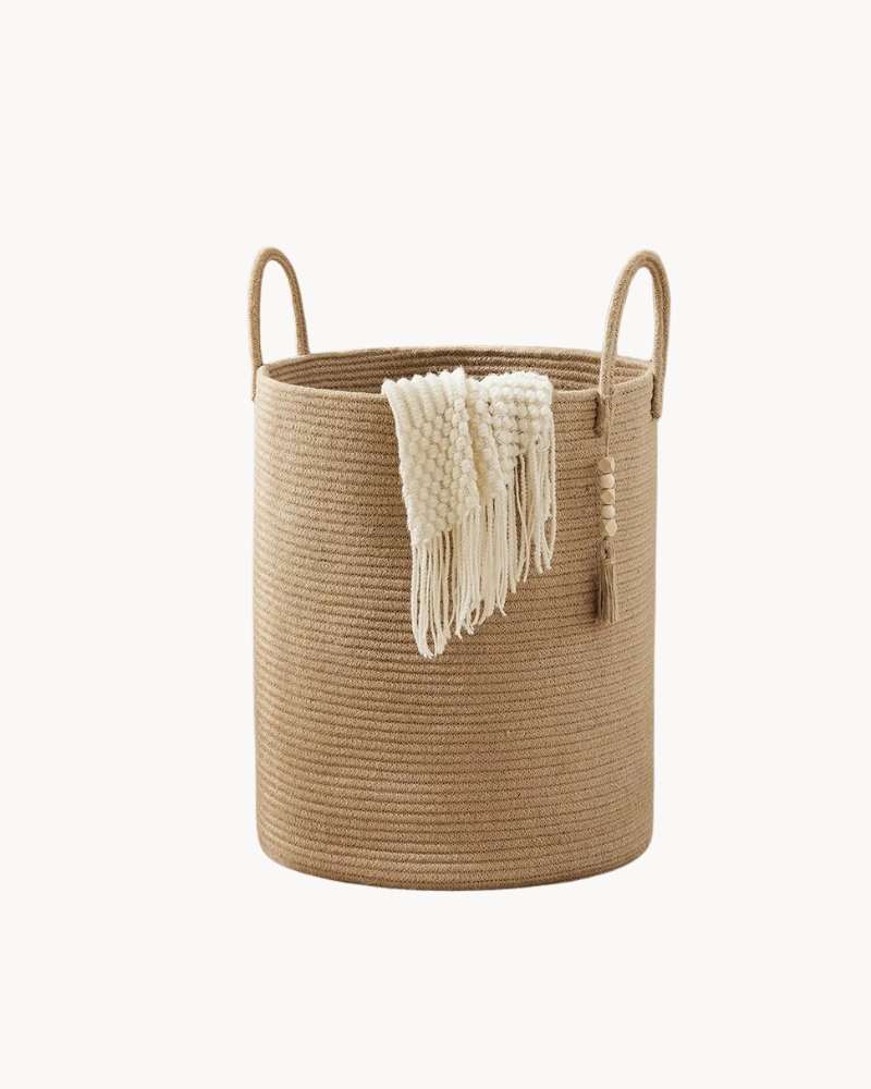 Lyvik – Rund Vævet Kurv med Håndtag - Lyvik